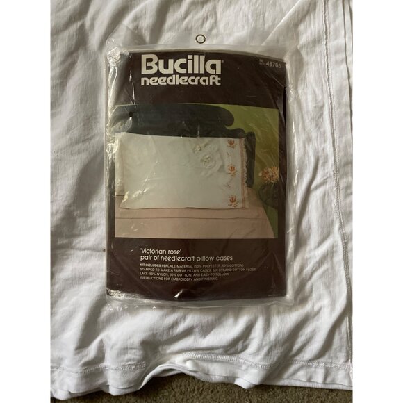 Victorian Rose Needlecraft Pillowcases Kit Complete Open Package - Picture 16 of 16